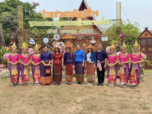ประเพณีแห่ช้างบวชนาคไทยพวนบ้านหาดเสี้ยว อ.ศรีสัชนาลัย จ.สุโขทัย